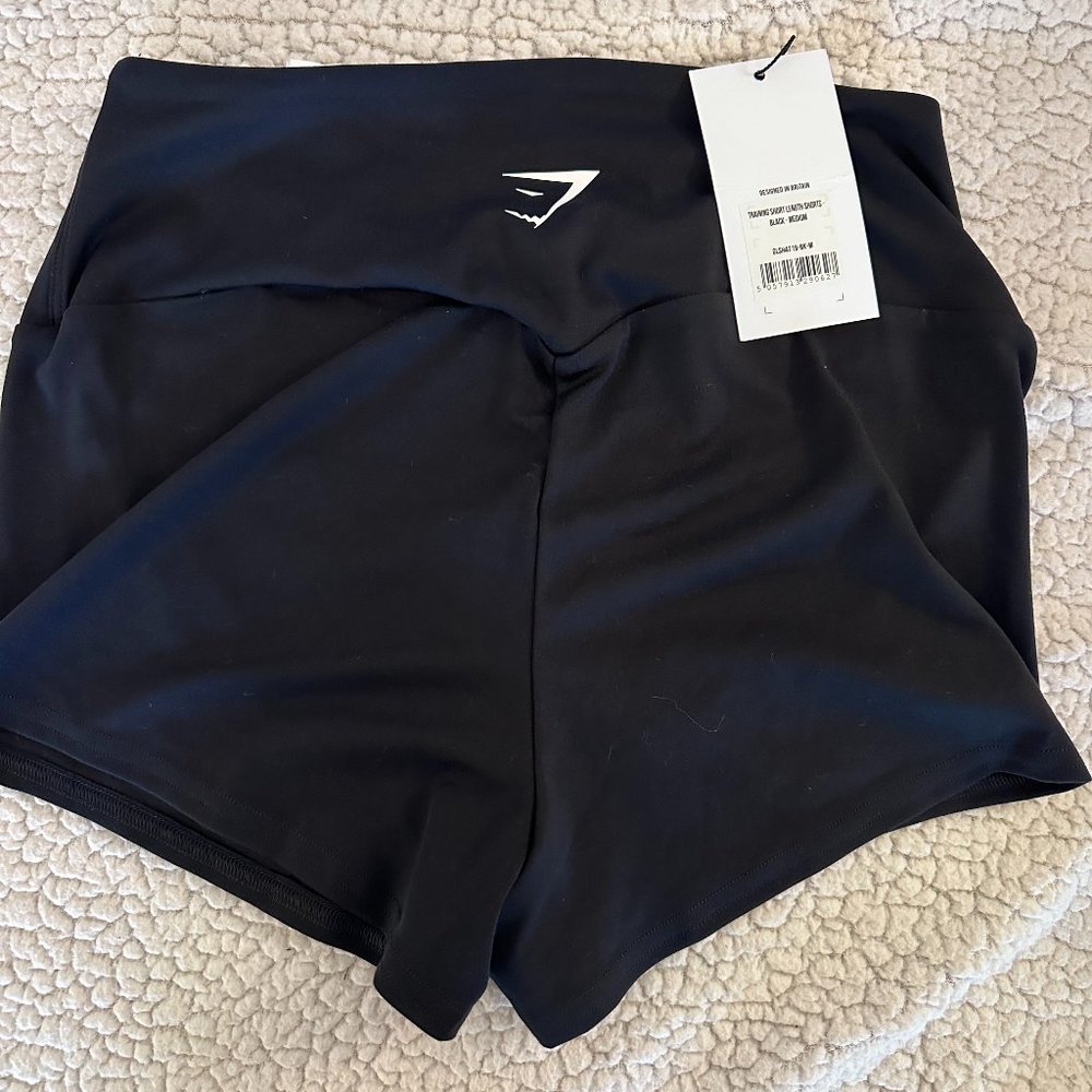 Women's Medium Gymshark Training Short Length Shorts - Black